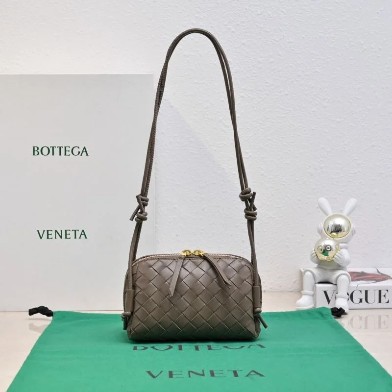 Bottega Veneta Satchel Bags RelaxedFit 51862