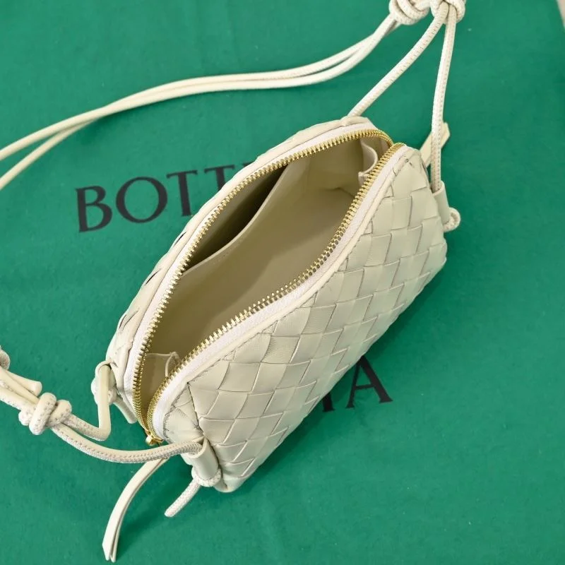 Sporty Bottega Veneta Satchel Bags 51883