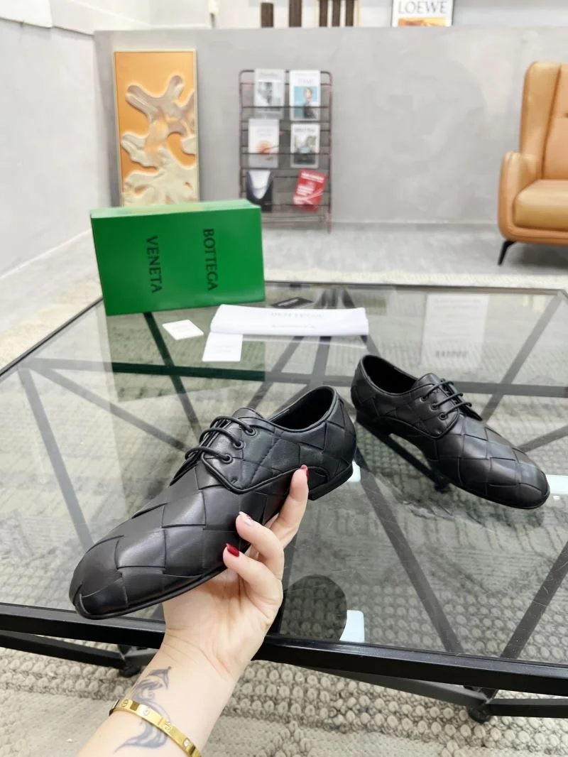 WaterResistant Bottega Veneta Shoes 5024