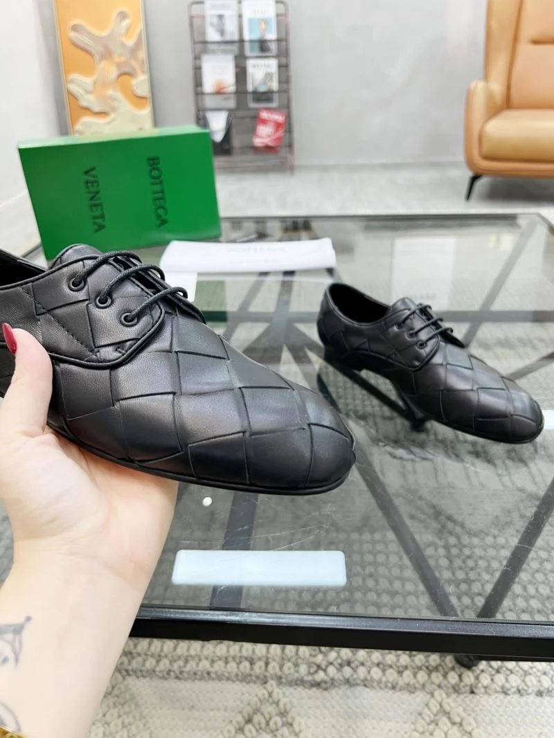 WaterResistant Bottega Veneta Shoes 5024