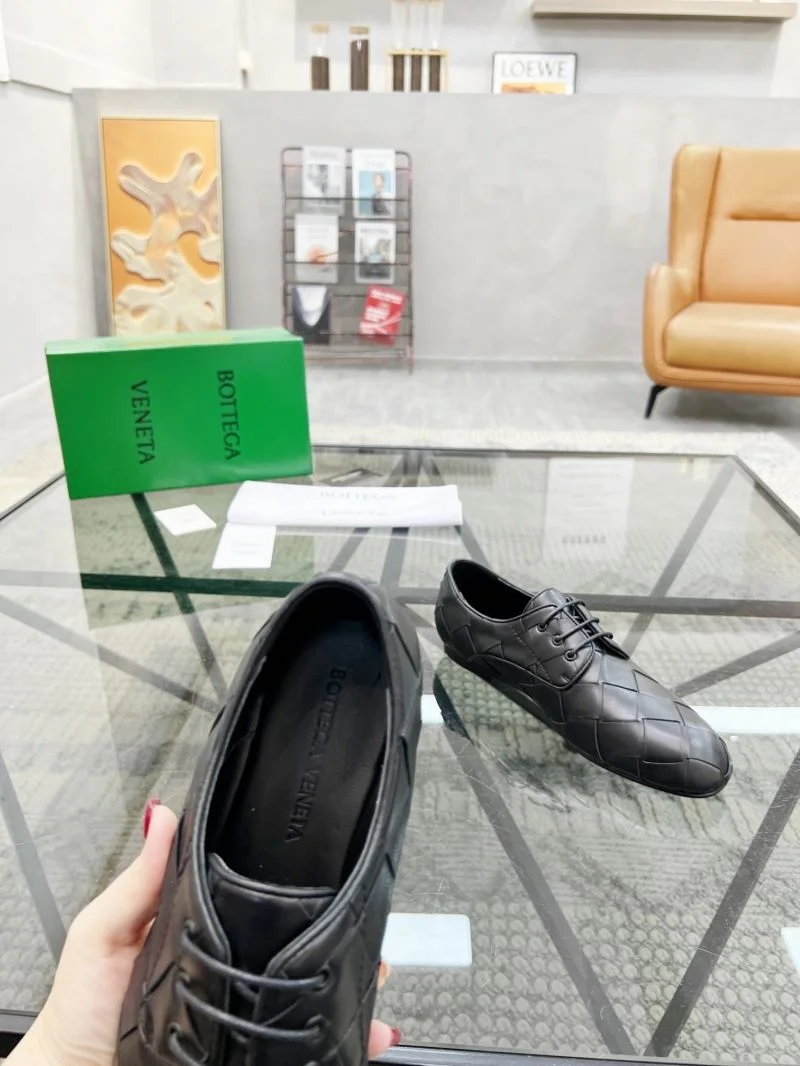 WaterResistant Bottega Veneta Shoes 5024