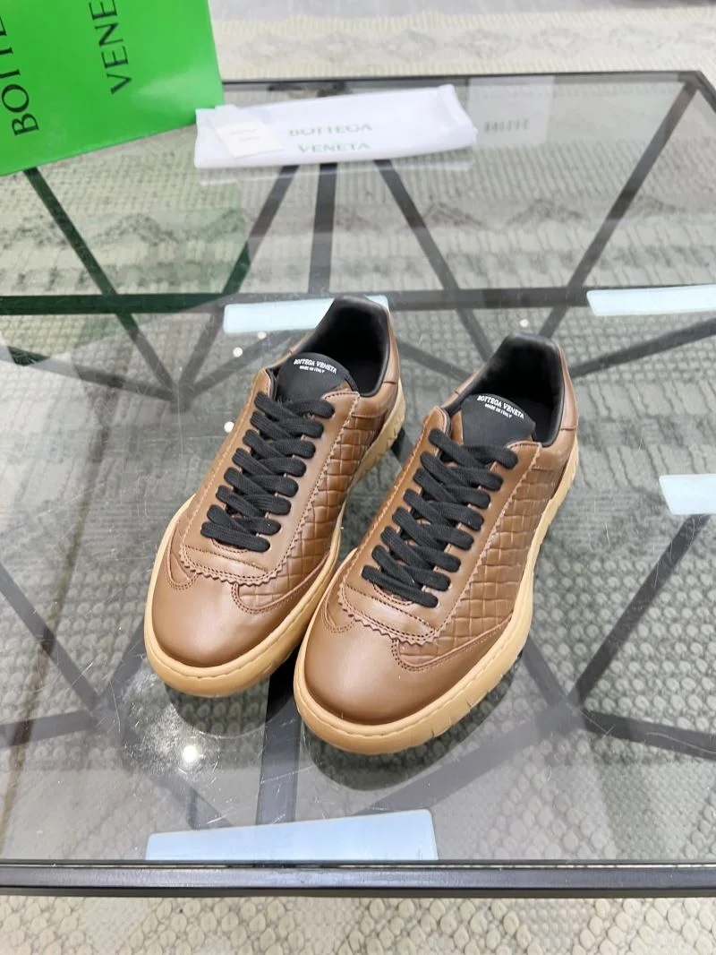 RelaxedFit Bottega Veneta Shoes 5050