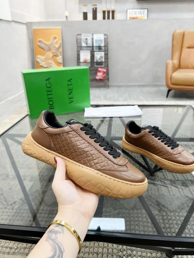 RelaxedFit Bottega Veneta Shoes 5050