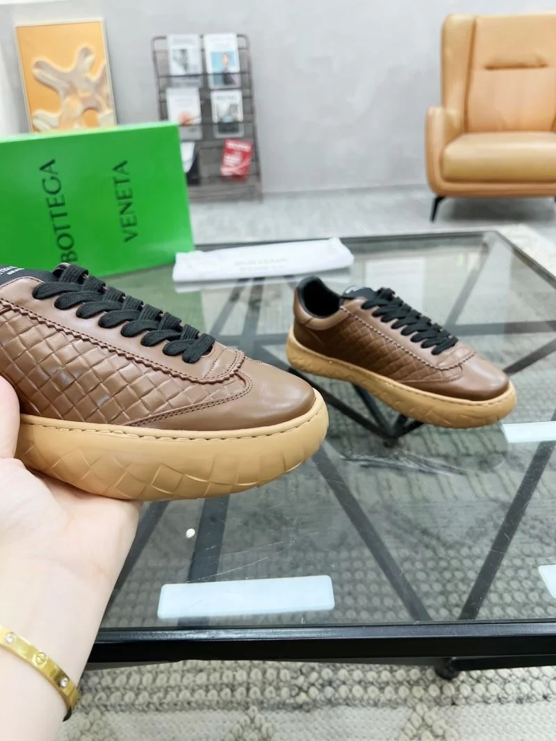 RelaxedFit Bottega Veneta Shoes 5050