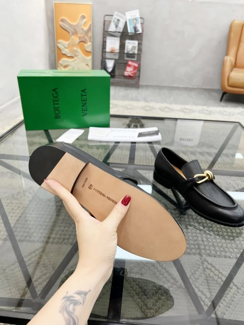 Refined Bottega Veneta Shoes 5016