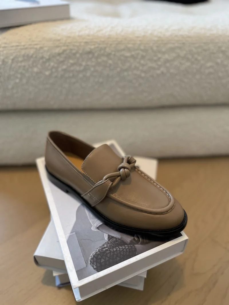 TechFriendly Bottega Veneta Shoes 8333