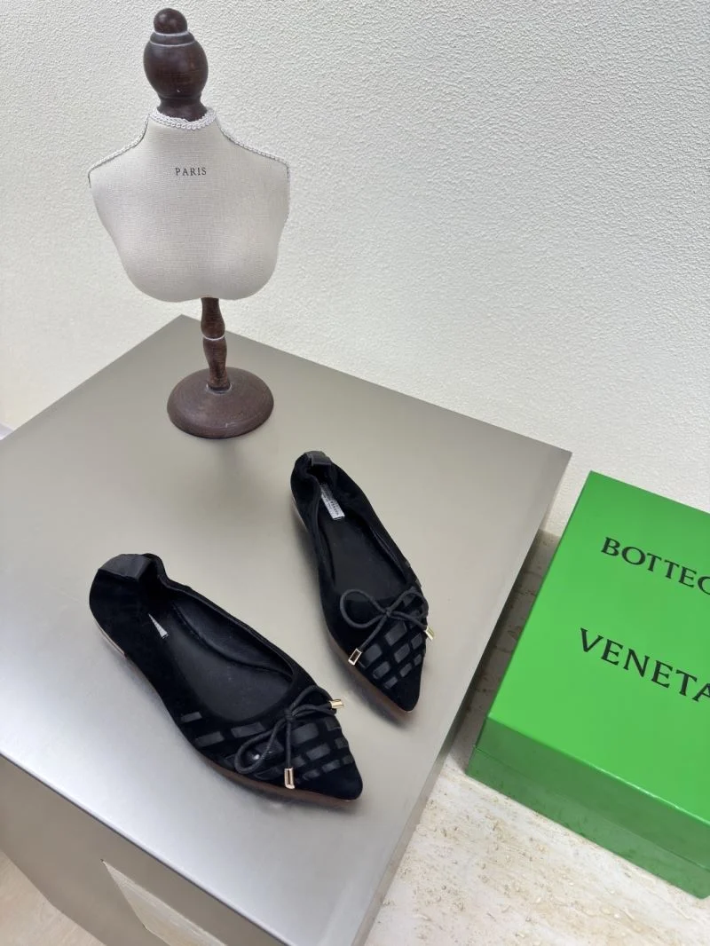 Stretchable Bottega Veneta Shoes 12900