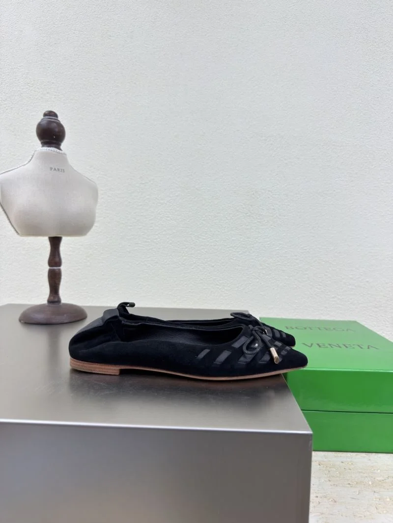Stretchable Bottega Veneta Shoes 12900