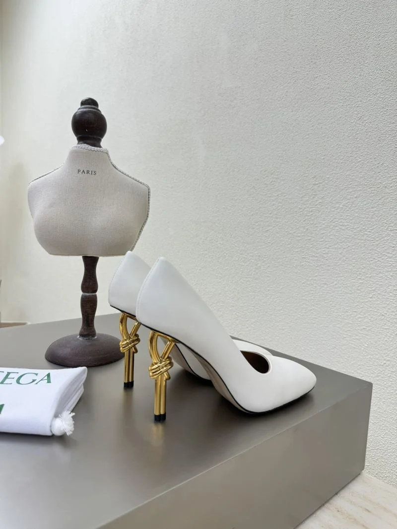Lightweight Bottega Veneta Shoes 12859