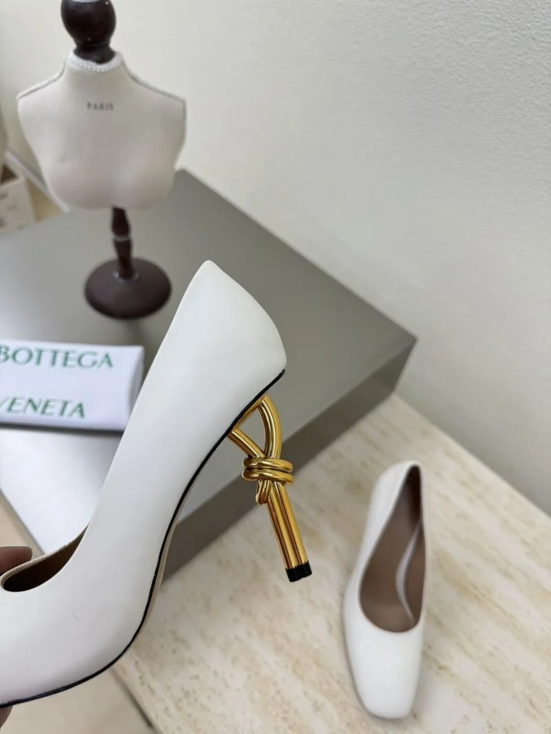 Lightweight Bottega Veneta Shoes 12859