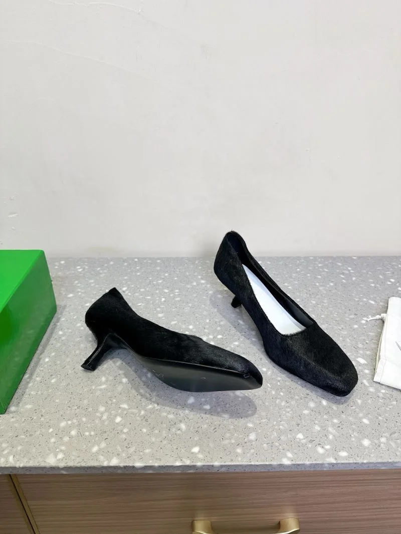 Sleek Bottega Veneta Shoes 12883