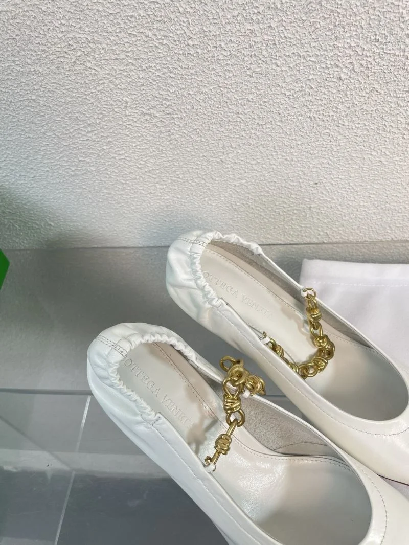 Resilient Bottega Veneta Shoes 12835