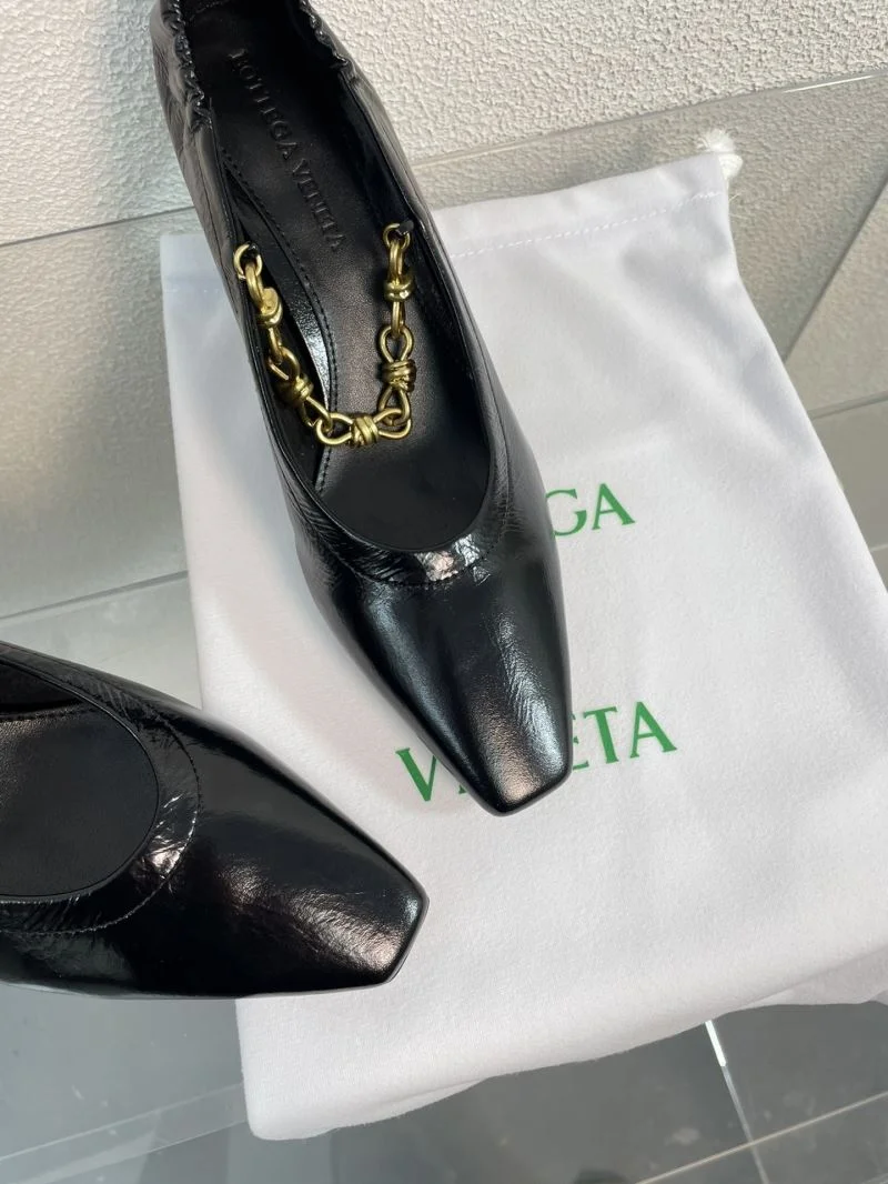 Tailored Bottega Veneta Shoes 12814