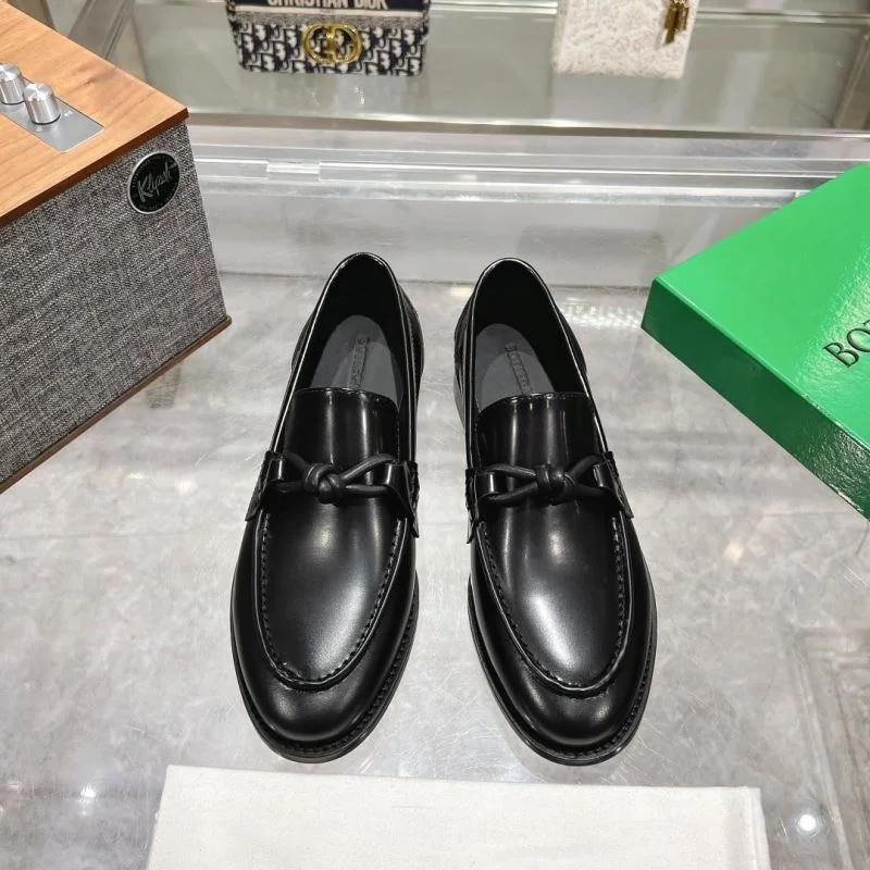 Compact Bottega Veneta Shoes 14595