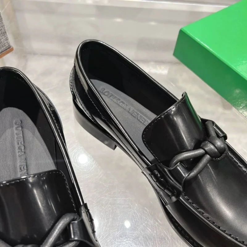 Compact Bottega Veneta Shoes 14595