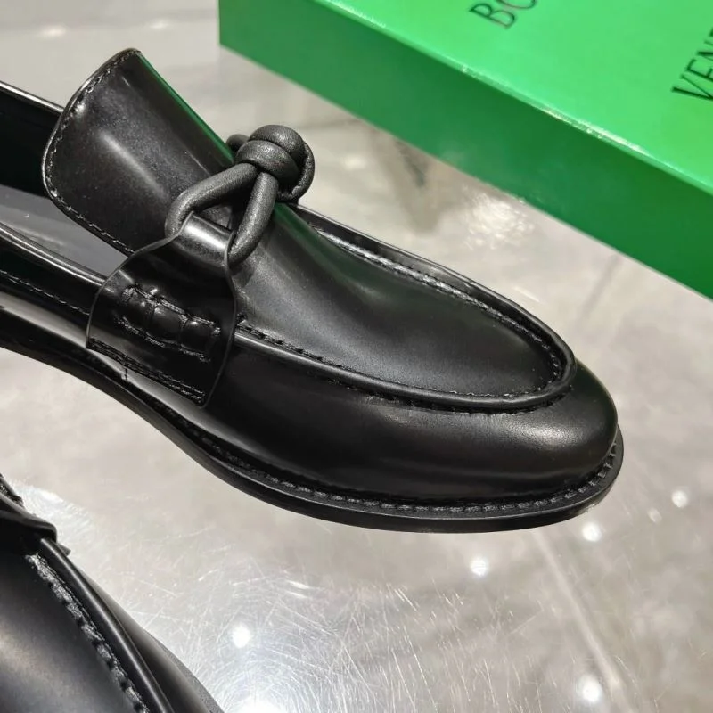 Compact Bottega Veneta Shoes 14595