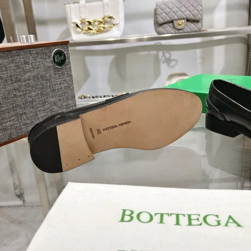 Compact Bottega Veneta Shoes 14595