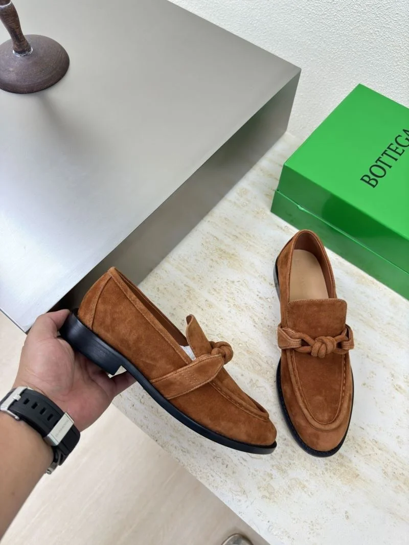 WeatherProof Bottega Veneta Shoes 6686