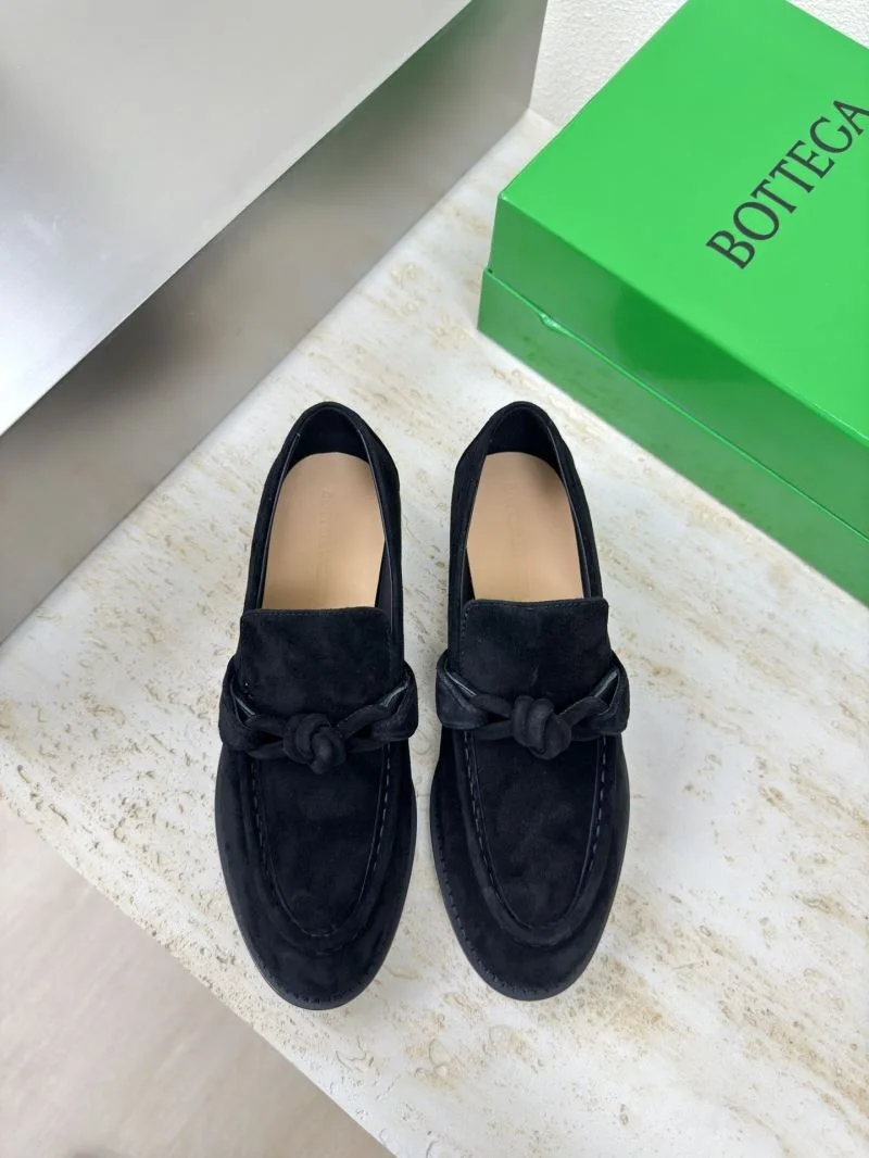 Refined Bottega Veneta Shoes 6723