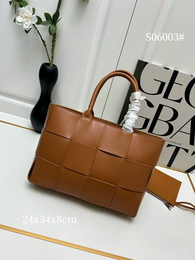 Bottega Veneta Shopping Bags SoftTouch 84672