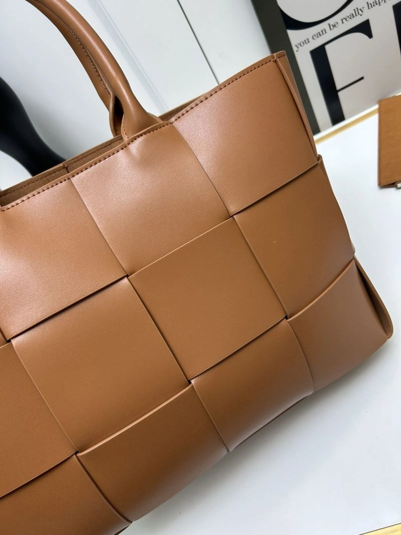 Bottega Veneta Shopping Bags SoftTouch 84672