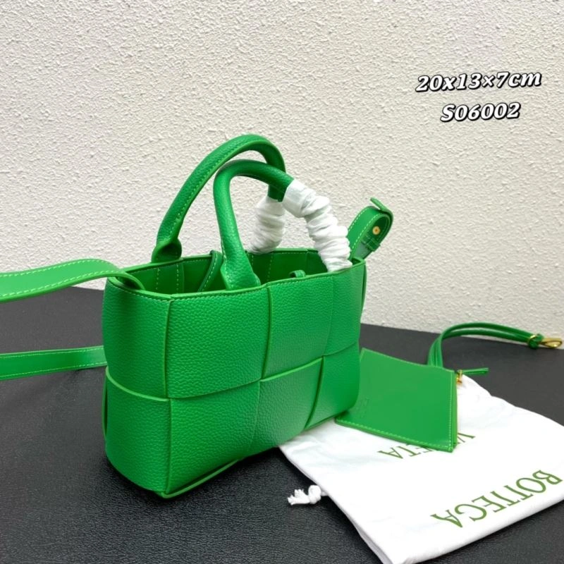 Seasonal Bottega Veneta Shopping Bags 84661