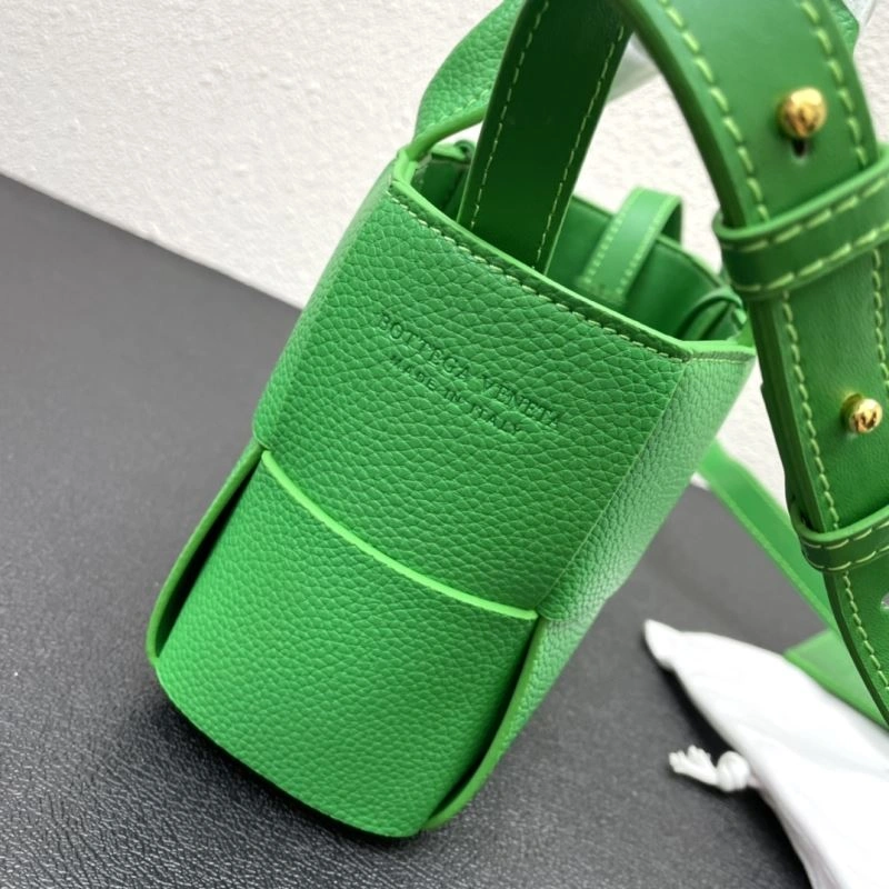 Seasonal Bottega Veneta Shopping Bags 84661