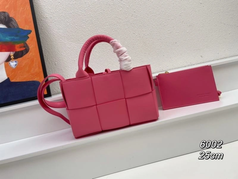 Bottega Veneta Shopping Bags Resilient 84698
