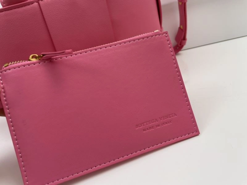 Bottega Veneta Shopping Bags Resilient 84698
