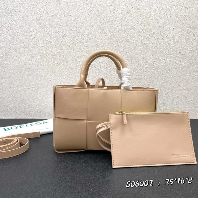 Bottega Veneta Shopping Bags FreshLook 84652