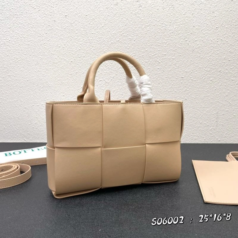 Bottega Veneta Shopping Bags FreshLook 84652