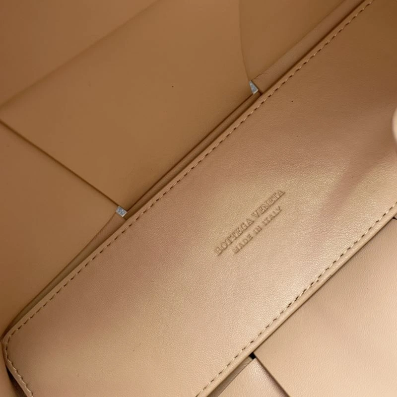Bottega Veneta Shopping Bags FreshLook 84652