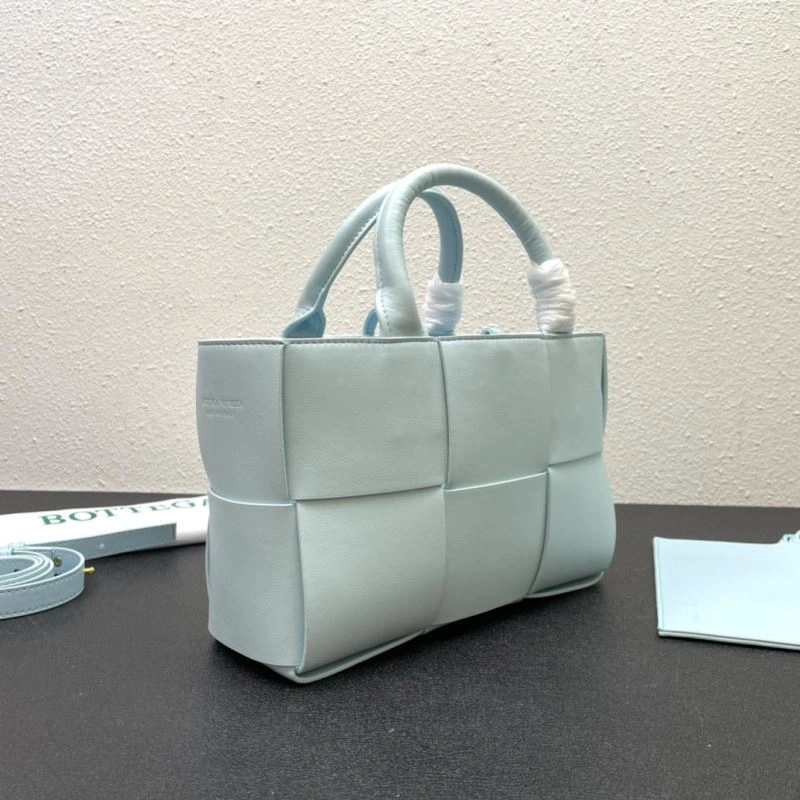 SmoothTexture Bottega Veneta Shopping Bags 84690