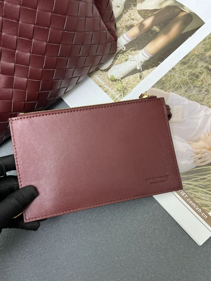 Tailored Bottega Veneta Shopping Bags 84691