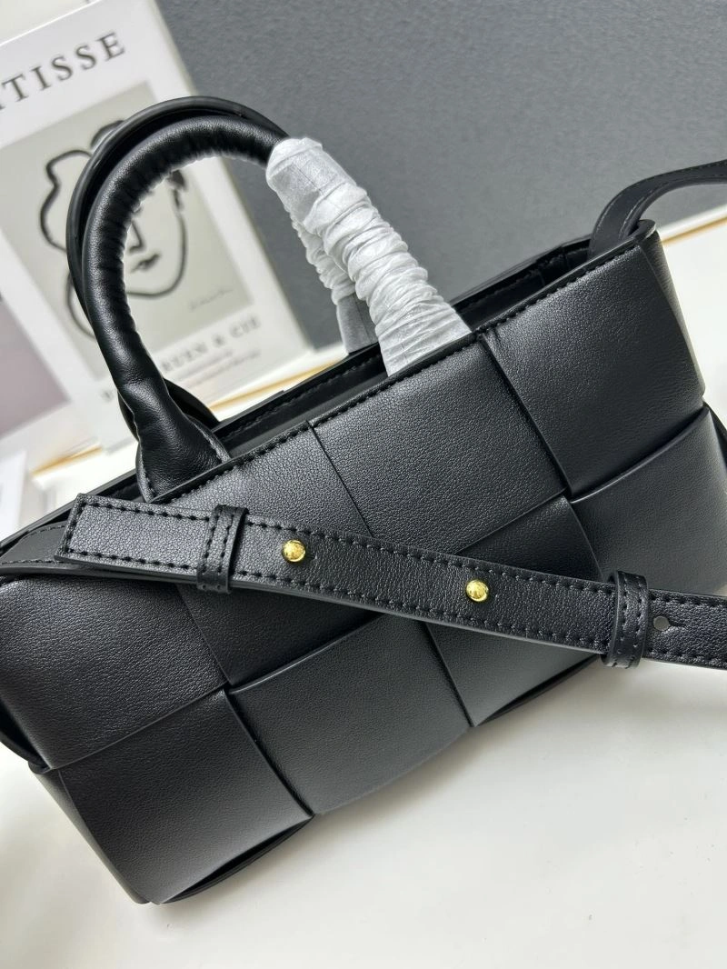 Bottega Veneta Shopping Bags TimelessDesign 84644