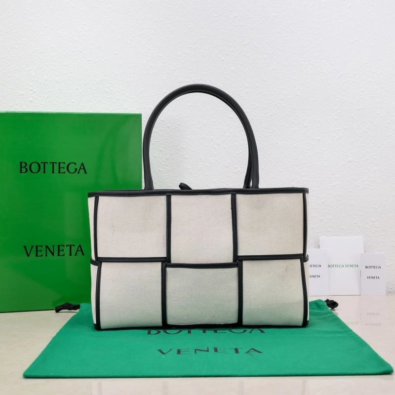 Fashionable Bottega Veneta Shopping Bags 68068