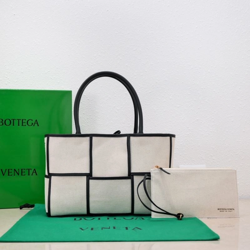 Fashionable Bottega Veneta Shopping Bags 68068