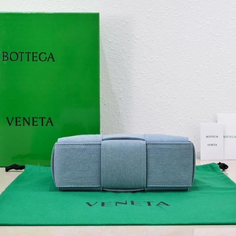 Bottega Veneta Shopping Bags UrbanChic 68052