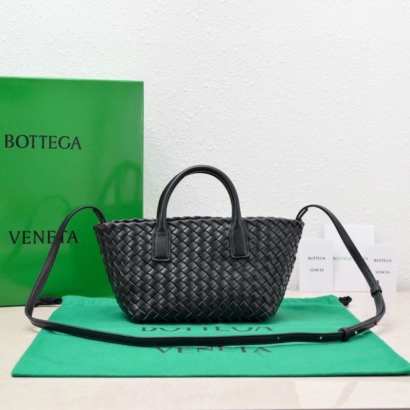 Bottega Veneta Shopping Bags Lightweight 68017