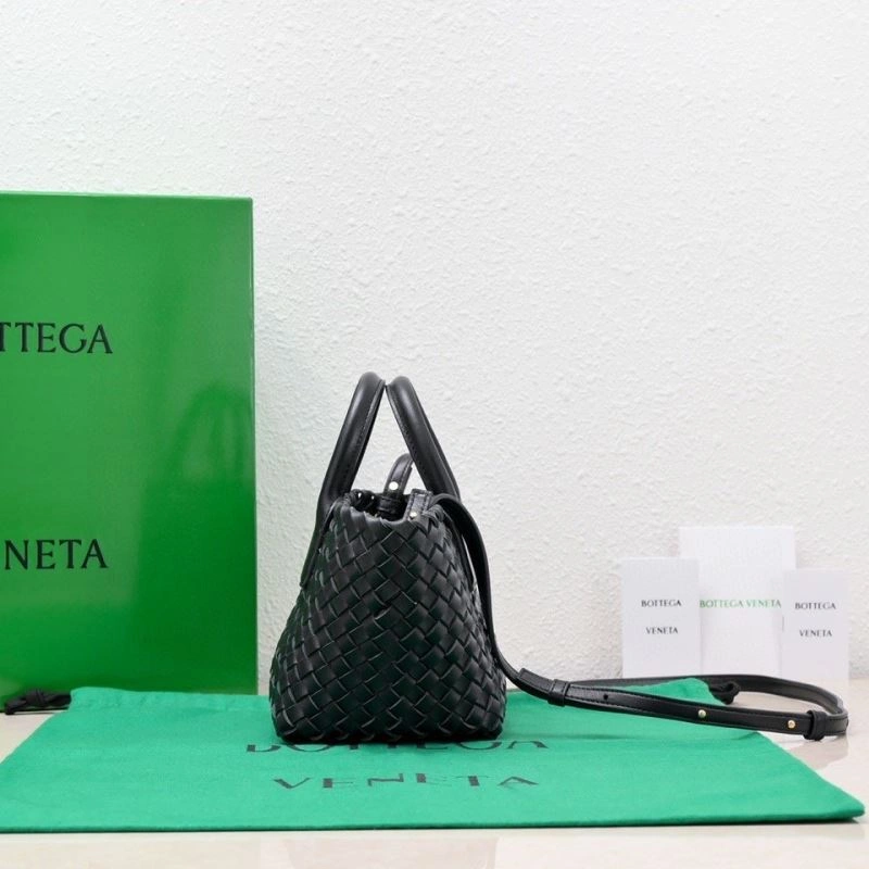 Bottega Veneta Shopping Bags Lightweight 68017