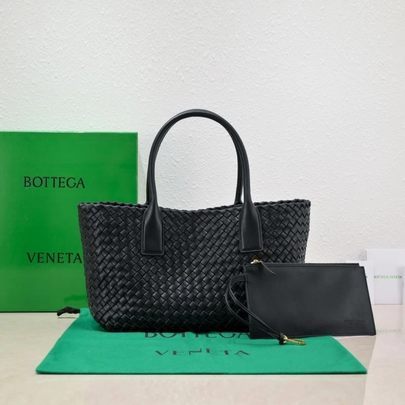 Bottega Veneta Shopping Bags Breathable 68043