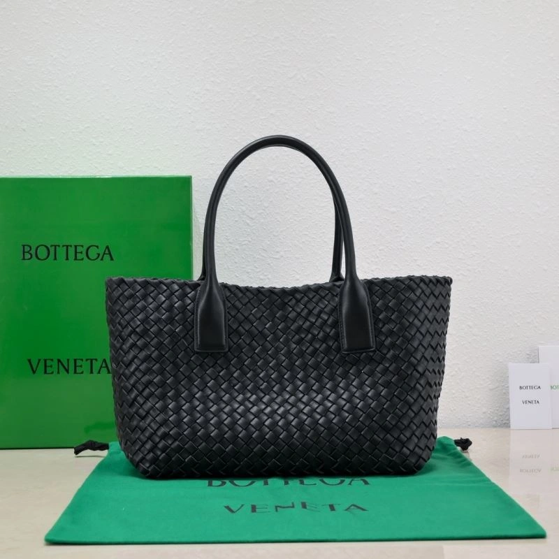 Bottega Veneta Shopping Bags Breathable 68043