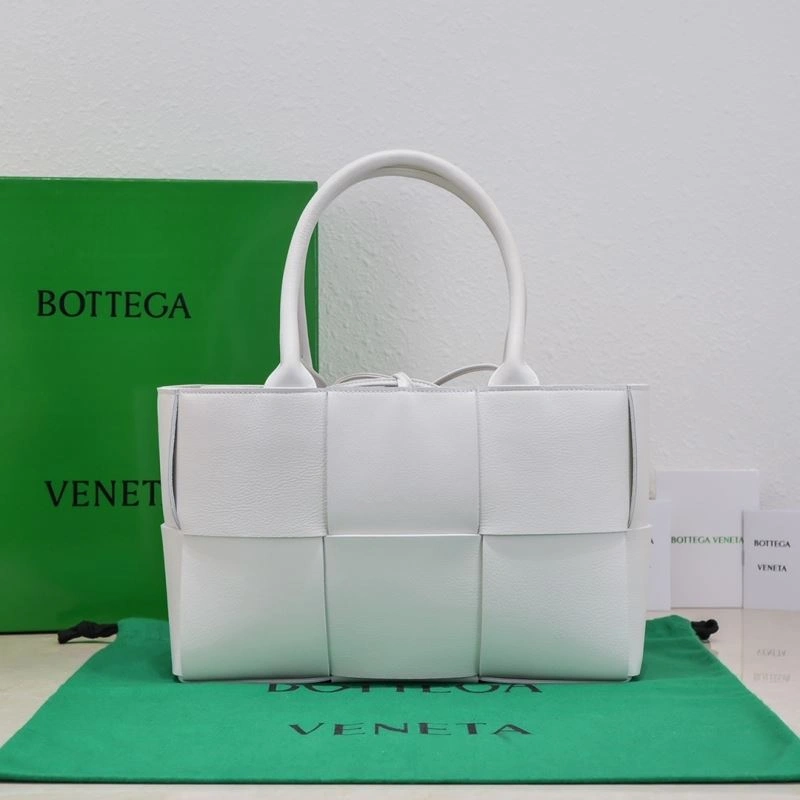 Bottega Veneta Shopping Bags WrinkleFree 68002