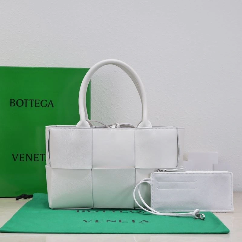 Bottega Veneta Shopping Bags WrinkleFree 68002