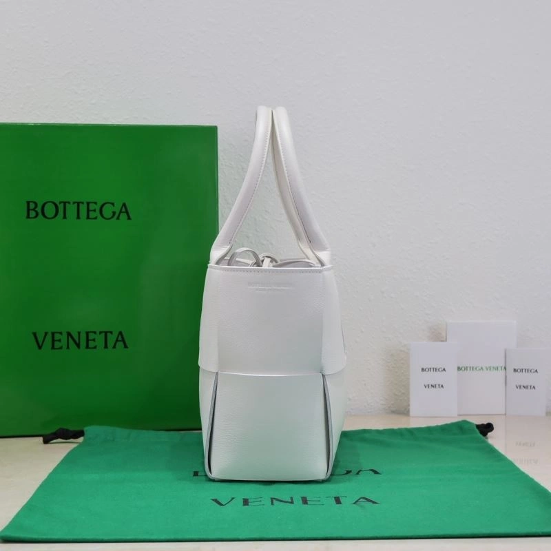 Bottega Veneta Shopping Bags WrinkleFree 68002