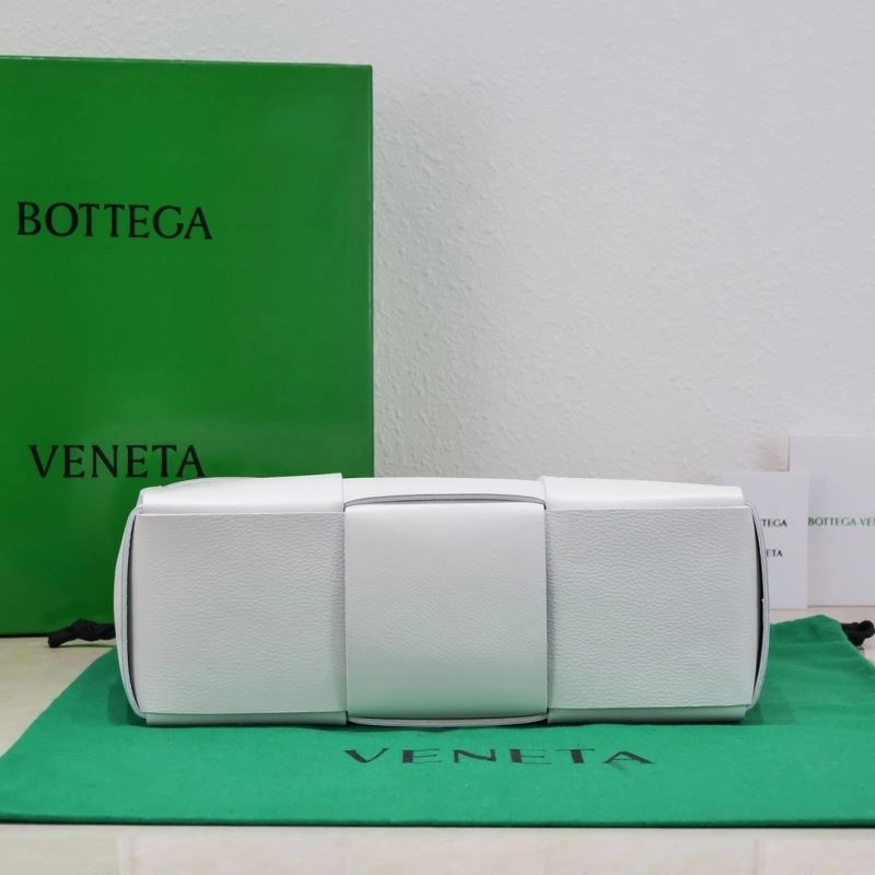 Bottega Veneta Shopping Bags WrinkleFree 68002