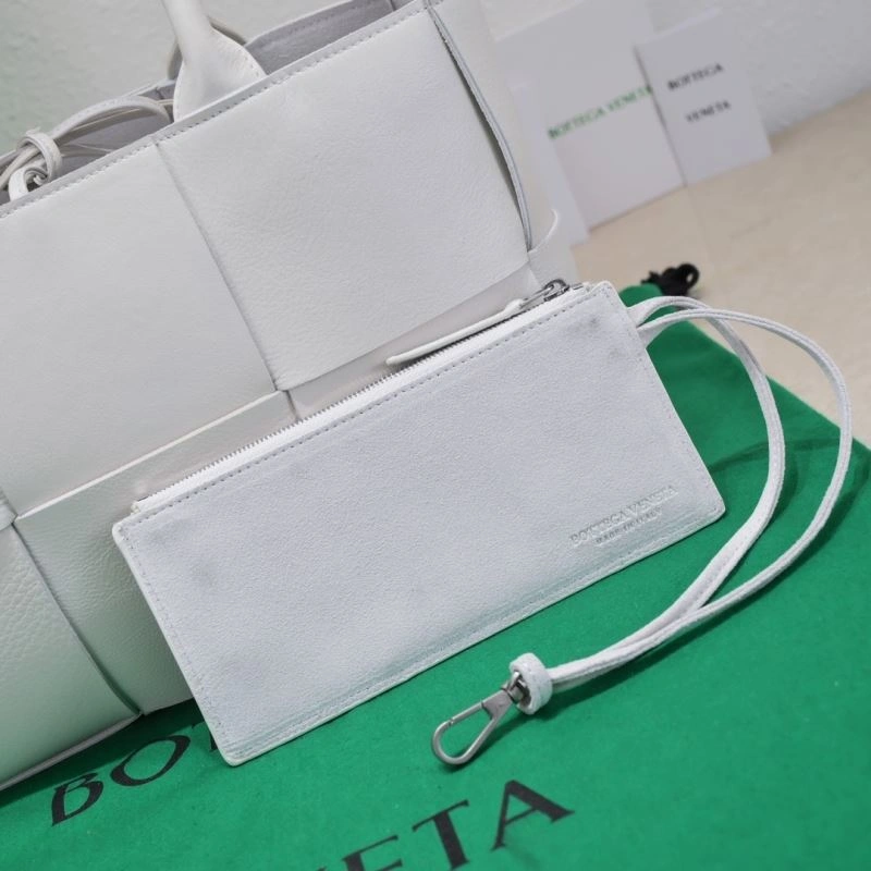 Bottega Veneta Shopping Bags WrinkleFree 68002