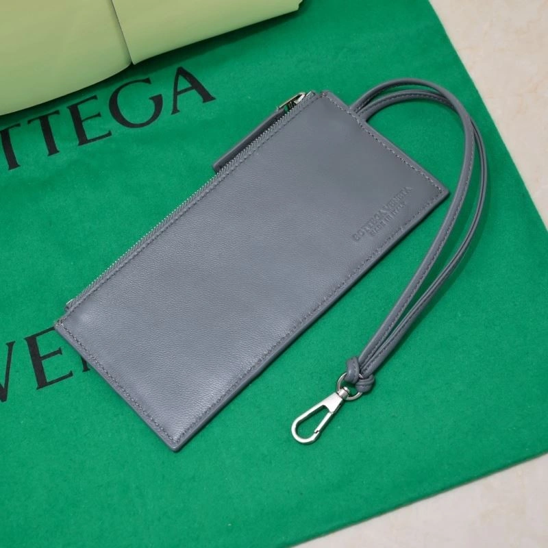 Bottega Veneta Shopping Bags Breathable 68004