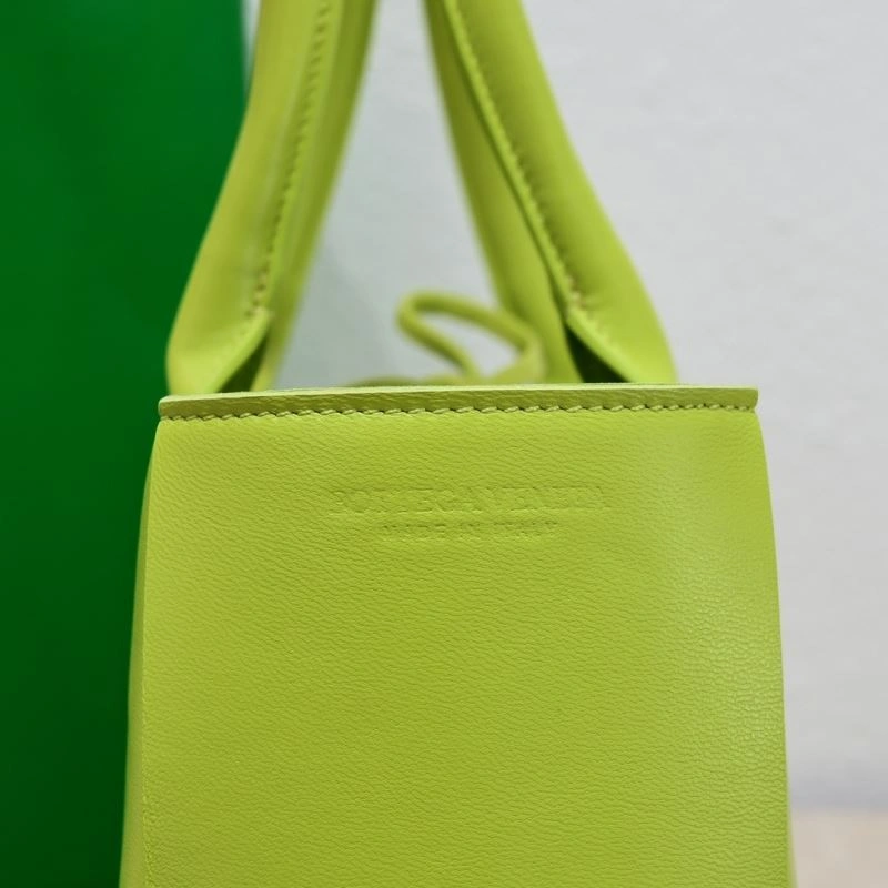 Bottega Veneta Shopping Bags StreetReady 68008