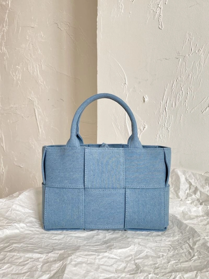 Bottega Veneta Shopping Bags Unisex 68041